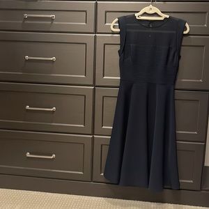 Hobbs size 4 fit and flare dress